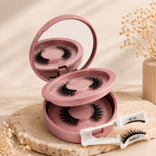 Glowth Magnetic Lash Duo, product photo with case and applicators
