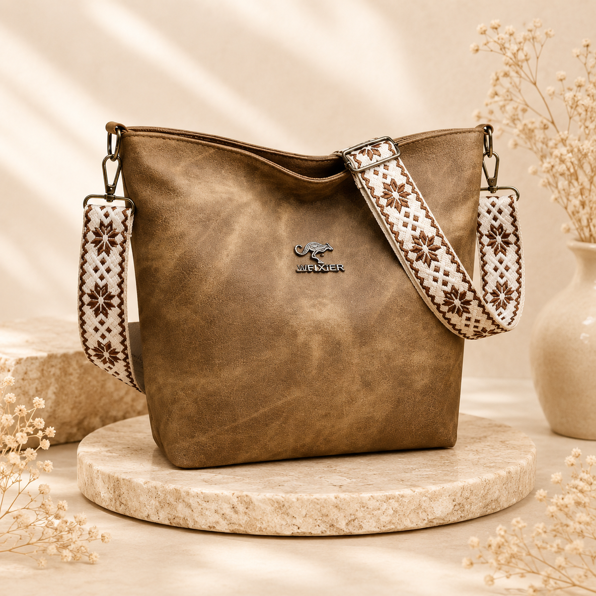 Glowth woven-strap bucket bag, brown